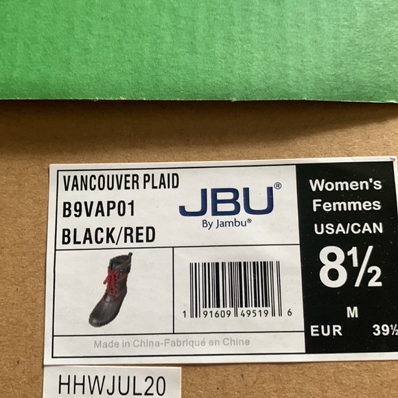 Rainboots only worn once - Picture 4 of 4